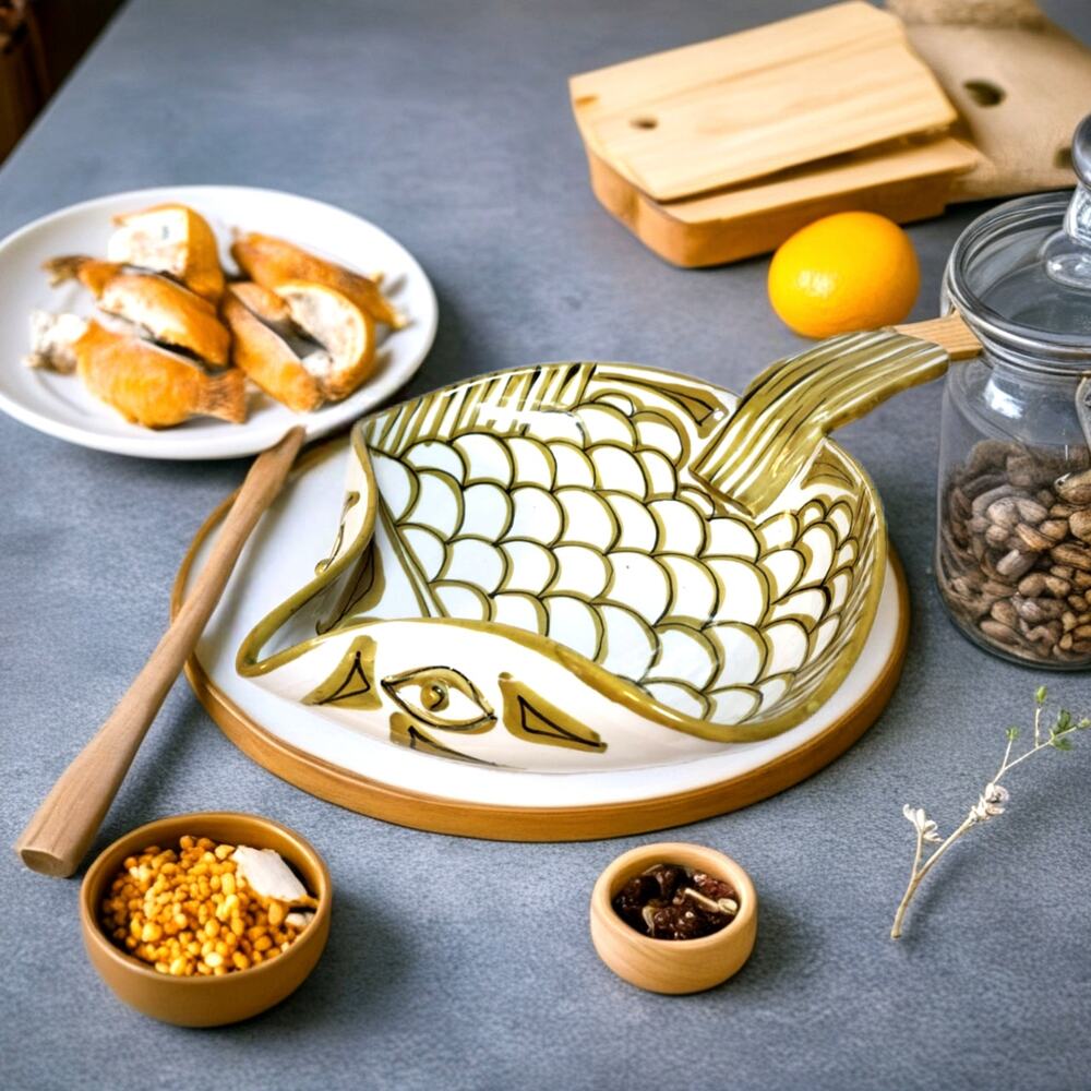 Vintage Italian Hand Painted Ceramic Stingray Platter